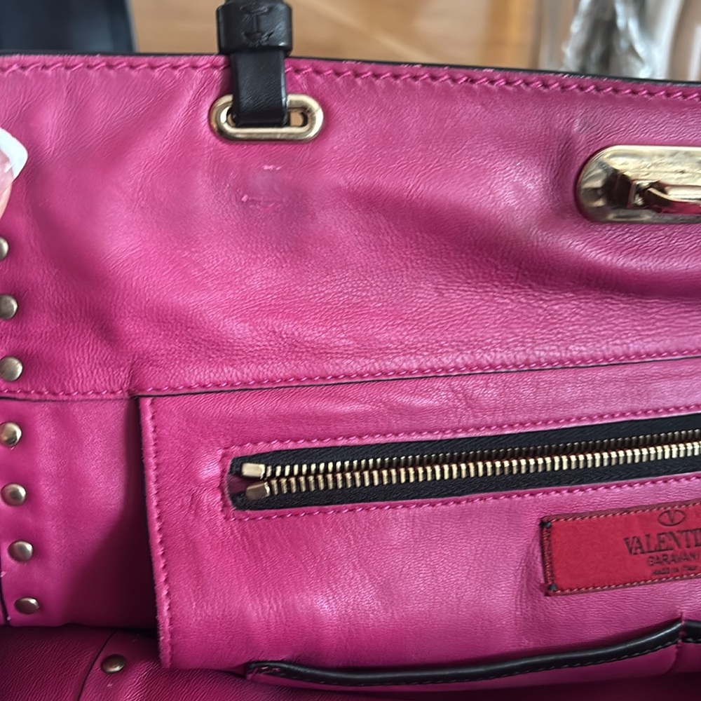 EUC Valentino Garavani Fuschia/Black Studded $1299 - Picture 10 of 13